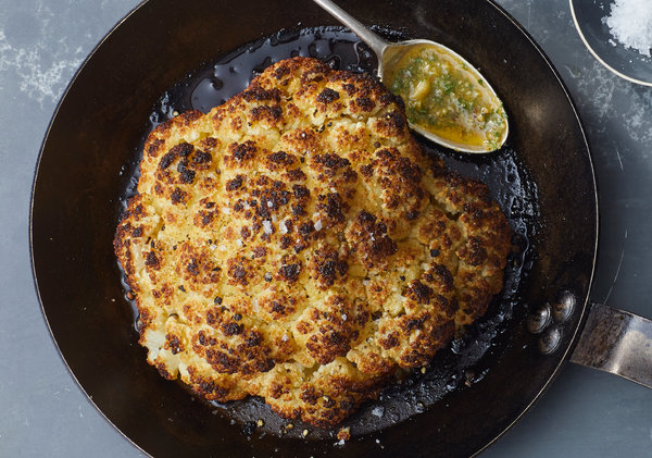 Cauliflower in almond sauce