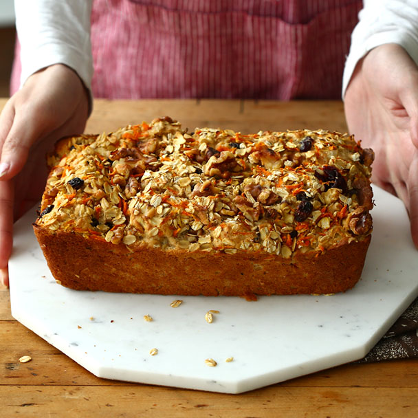 Пирог из овсяных отрубей с яблоками