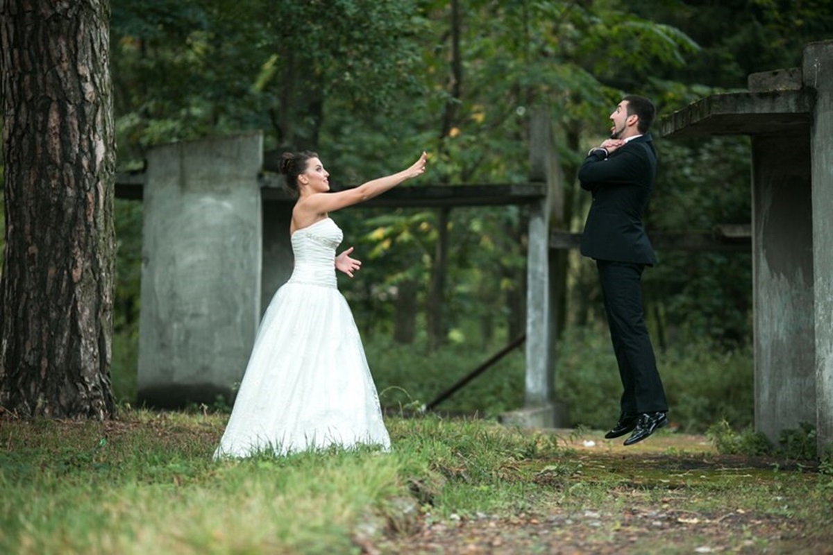 Wedding Traditions to Toss: Personalize Your Day and Ignore Outdated Rules