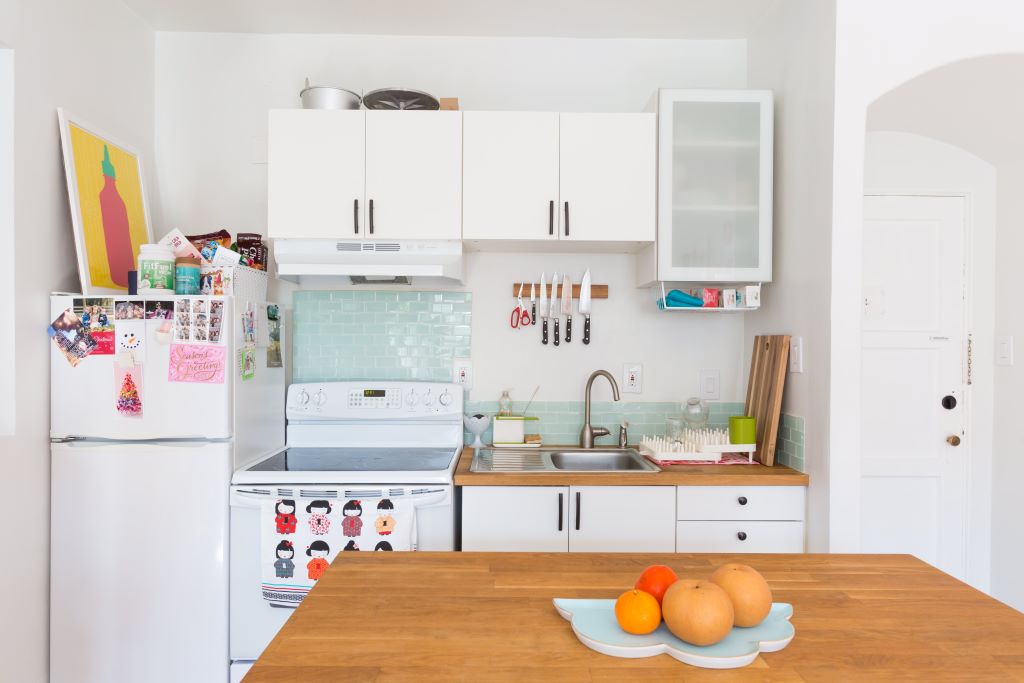 What are the best storage containers for a small kitchen?