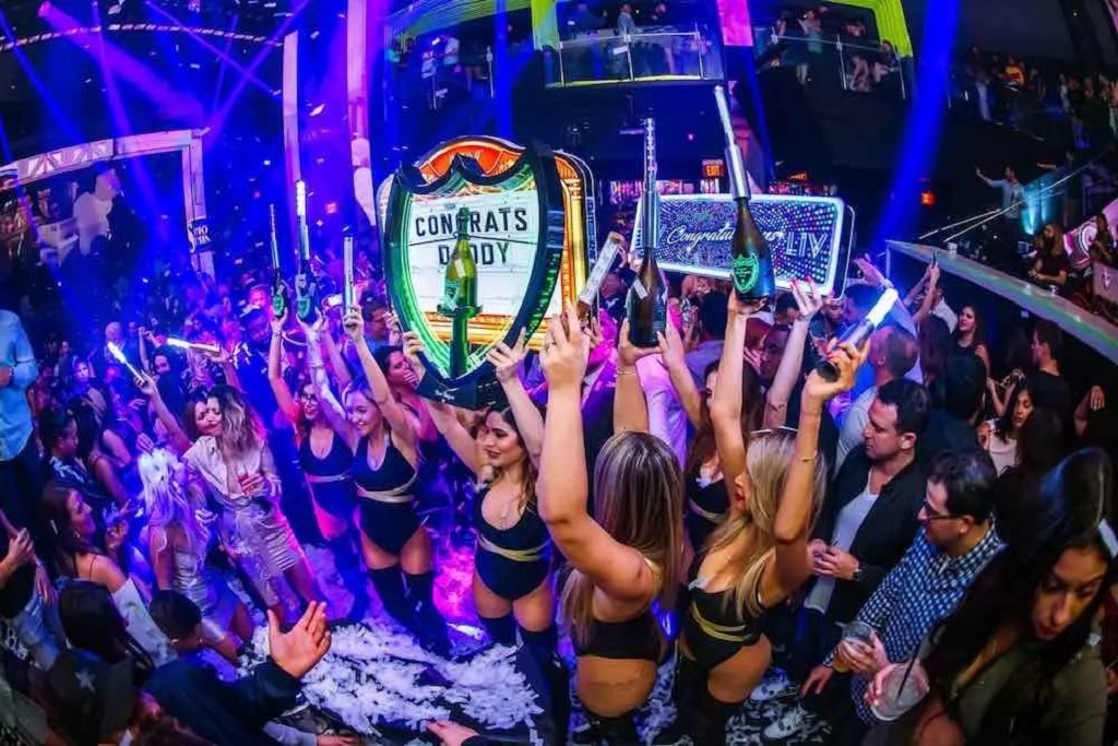 Do Miami Beach clubs close during the hurricane season